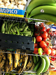 Photo n°4 de Smart Prix - SP MARCHE ( Epicerie jours et nuits 24h/24 7j/7 - Paris 11eme ) à Paris (Marché alimentaire)