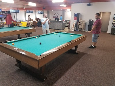 Dixie Bowl & Billiards