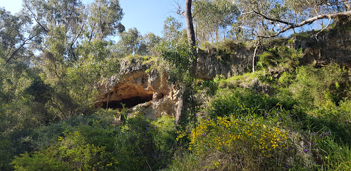 Boomerang Gorge - Dwerta Mia Walk Trail