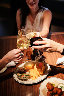 Skipjack Oyster by null