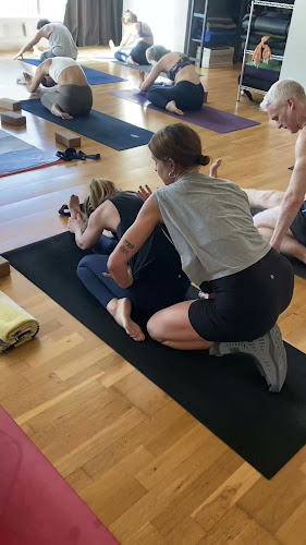 Sangye Yoga - Jivamukti Affiliate London Open Times