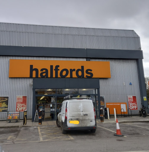 Halfords - Bognor Regis - Visual