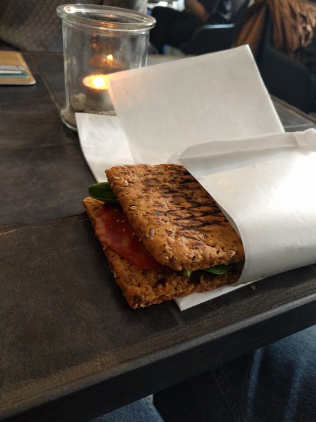 Big Apple Juice Bar