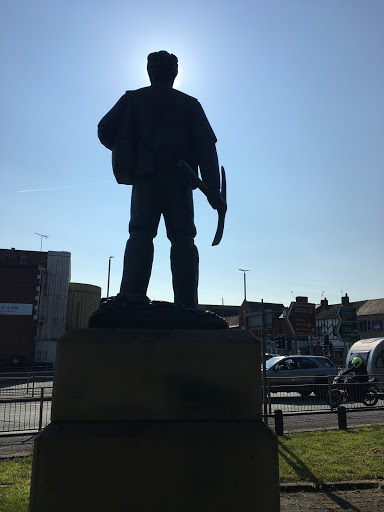 Mining Statue - Thumbnail