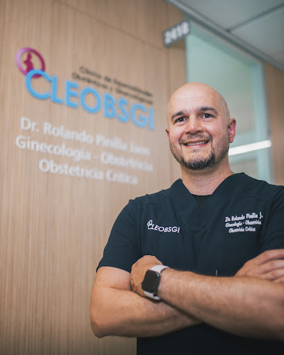 Dr. Rolando Pinilla Ginecologo Especialista en Embarazo de Alto Riesgo Obstetricia Crítica Panama