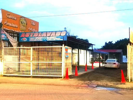 Car wash El Pueblito - Thumbnail