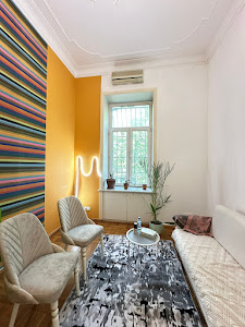 laptop friendly coworking space