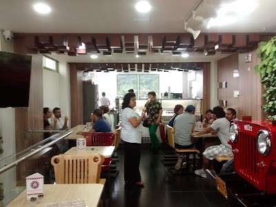 Photos of HELADERIA LA 75 FILANDIA