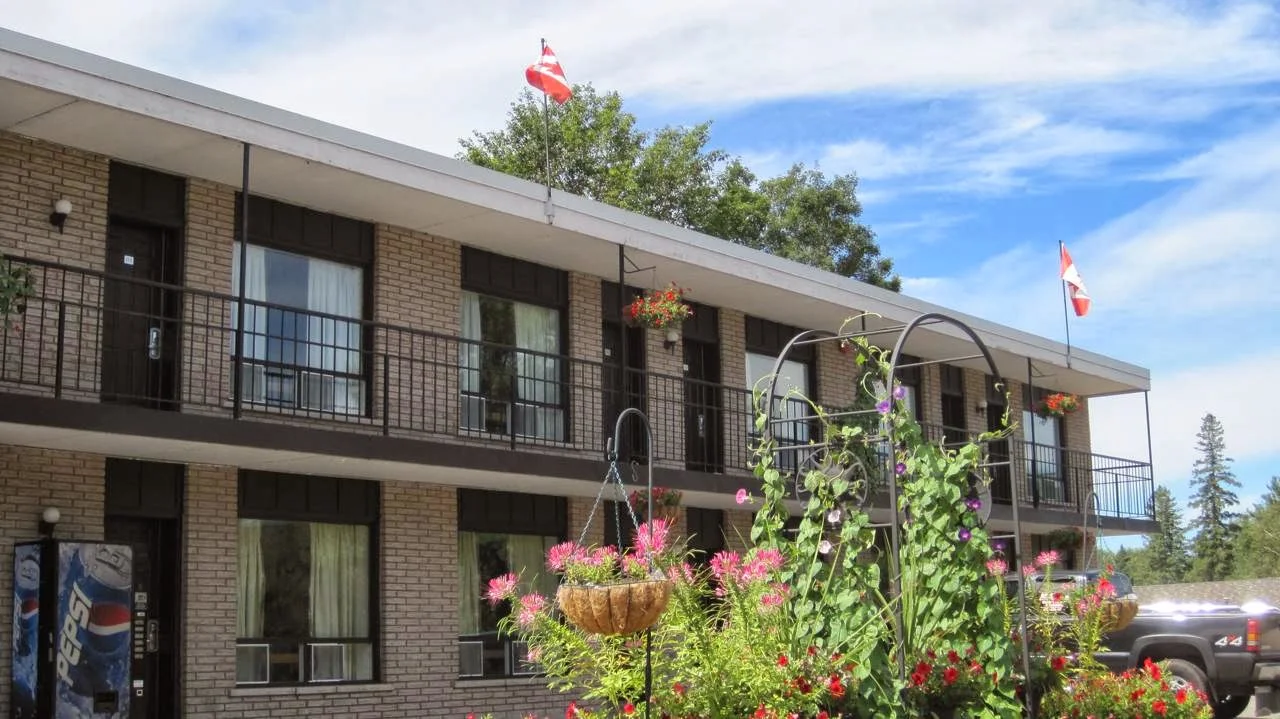 Bancroft Inn & Suites