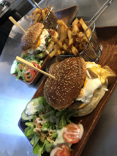 Photo 2 - KB HOUSE & GRILL