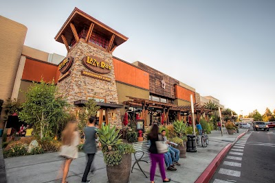 Photos of Los Cerritos Center