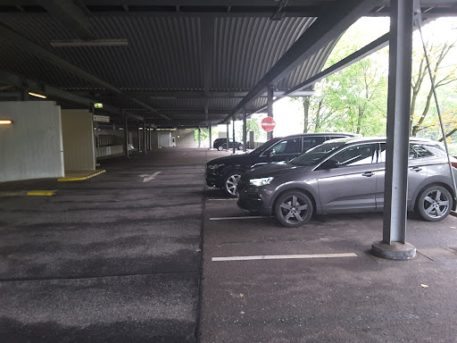 Öffentliches Parkhaus