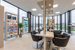 Photo n°23 de Vog Coiffure Franqueville St Aubin Celloville à Saint-Aubin-Celloville (Salon de coiffure)