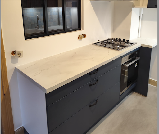 Chez Mme H à BISCHHEIM, la transformation bat son...