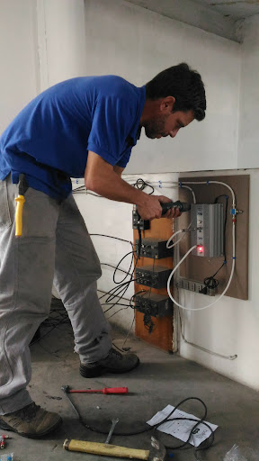 Eletricista Renato Ramos