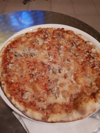 Photos of Comores Pizza