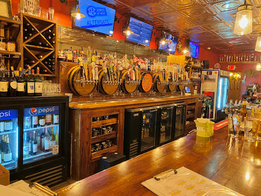 Bonnie & Clyde Pub and Grill