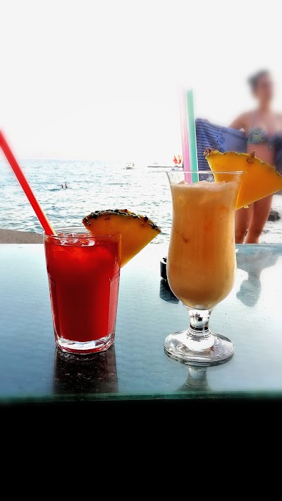 Photos of Long Beach Bar