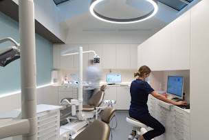 Photo n°1 de Eurodonti France à Boulogne-Billancourt (Holding)