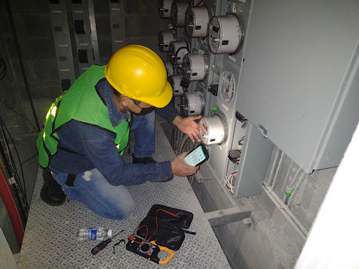 Servicio de electricidad e instalaciones eléctricas Martínez - Thumbnail