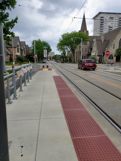 Ogden at Astor Westbound