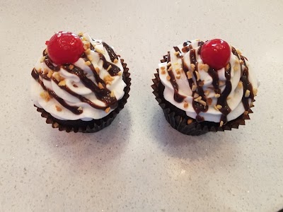 Smallcakes: A Cupcakery and Creamery - Chesterfield, MO