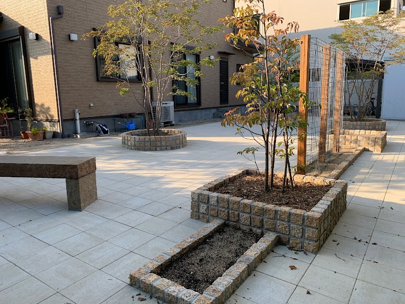 （有）緑光庭苑