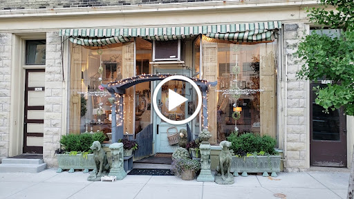 French Country Pine & Design - Thumbnail