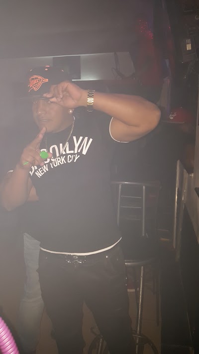 bar