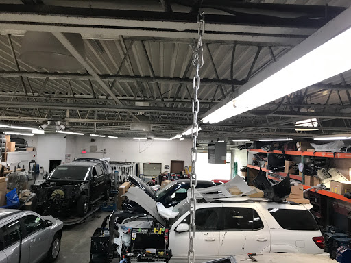 Otto's Collision Services - Visual