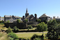 L'EAU BERGE - Chambres d'hôtes, Relais Motards , Nuitée étape GTMC & Tour des Vaches rouges à Allanche