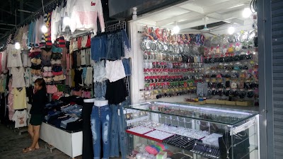 Photos of HUY LENG Market