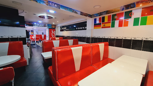 Photo 7 - SMILE BURGER