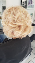 Photo n°31 de Nes hair artist à Valras-Plage (Salon de coiffure)