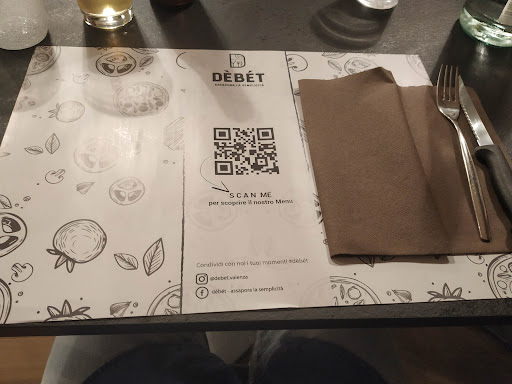 DÈBÉT - Visual