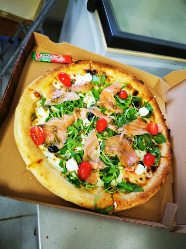 Photo 3 - Luigi Pizza