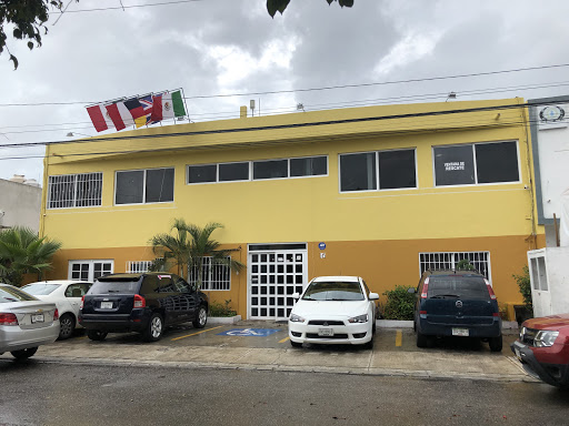 American World Languages (AWL Cancún sur)