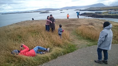 Photos of S&uacute;gandisey Island Lighthouse