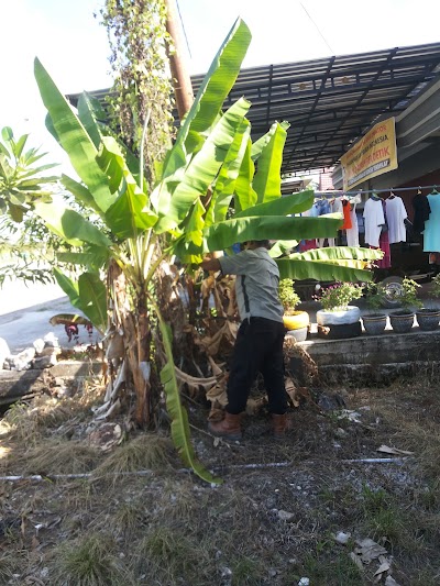 Photos of Tugu Telur Pecah