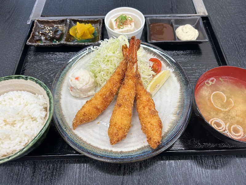 オイスターキッチン 勤成丸