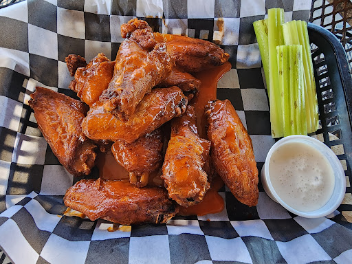 Tilly’s Tiki Bar and Grill - Thumbnail