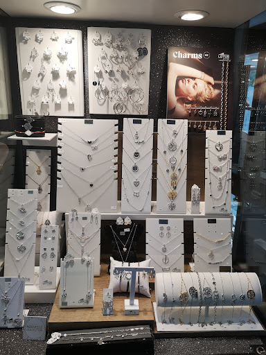 Bijouterie Pilon Gallery - France