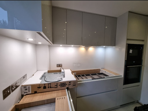DM Electrics - Visual