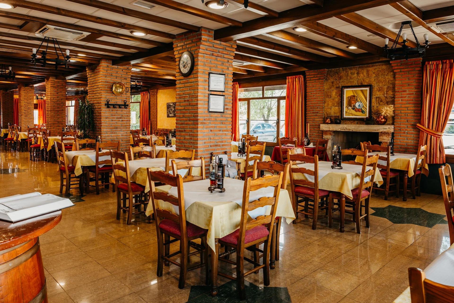 Hostal Restaurante El Mirador - A92 Granada