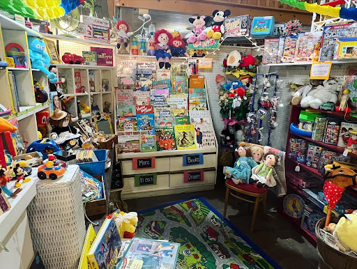 Caldwell Antique Mall & Flea Market - Thumbnail