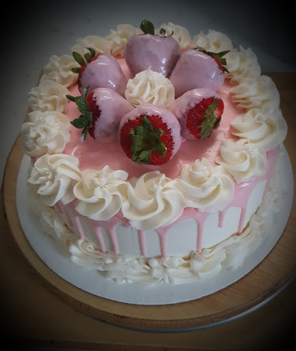 Sugary Confections and Cakes - Thumbnail