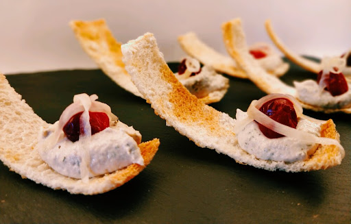Lyns Catering