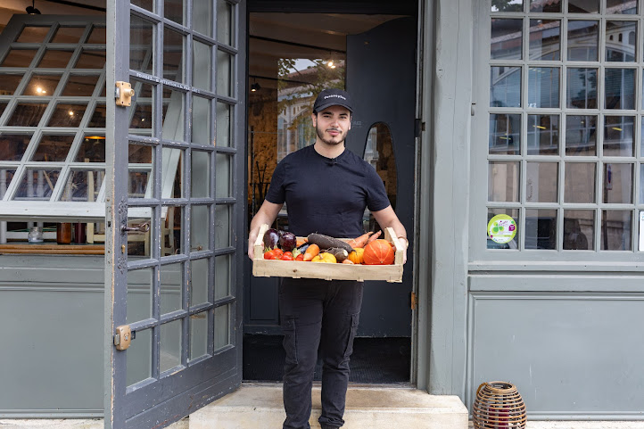 Origins Kraft Kitchen & Cocktails by null