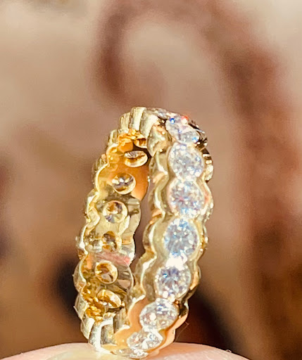 Carolyn Yost Estate Jewelry and Stonington Antiques Etcetera Gallery - United States