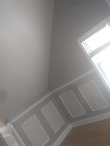 J Interior - Thumbnail